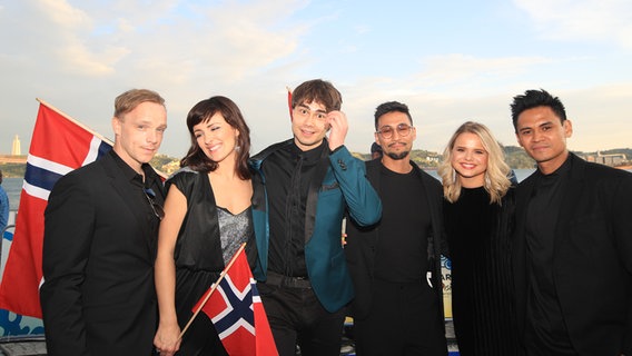 Alexander Rybak auf dem roten Teppich in Lissabon. © NDR Foto: Rolf Klatt