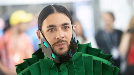 Conan Osíris im Backstage-Bereich der ESC-Bühne in Tel Aviv 2019. © eurovision.tv Foto: Andres Putting