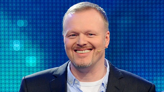 Stefan Raab beim zweiten Halbfinale von Unser Song für Düsseldorf © ProSieben Foto: Willy Weber