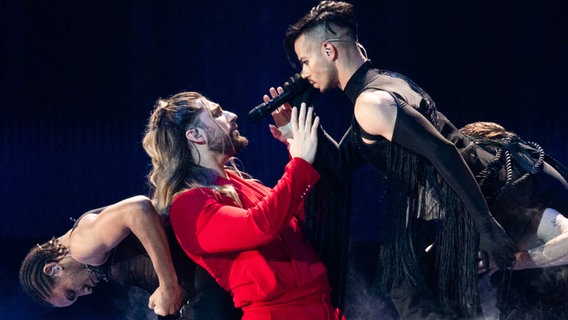 Princ auf der Bühne für Serbien in der St. Jakobshalle © Eurovision.tv/ EBU Foto: Corinne Cumming