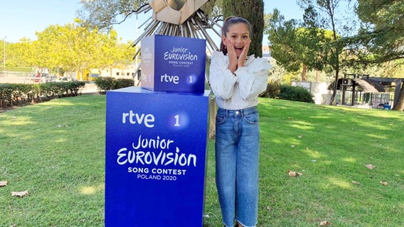 Die spanische Junior-ESC-Teilnehmerin Soleá freut sich © RTVE Foto: RTVE