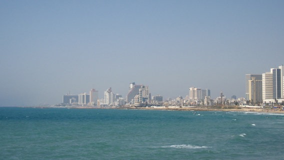 Blick von Jaffa auf die Skyline von Tel Aviv. © Simone Horst Foto: Simone Horst