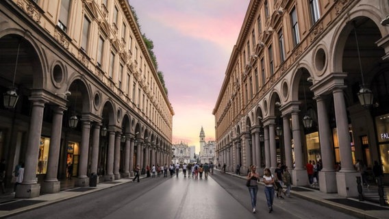 Abenddämmerung in Turin, der ESC-Stadt 2022. © EBU Foto: Wendy Dekker