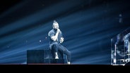 Für Ungarn steht Joci Pápai mit "Az én apám" auf der ESC-Bühne. © eurovision.tv Foto: Andres Putting
