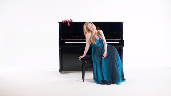 Valentina Monetta im Video "Maybe". © Eurovision 