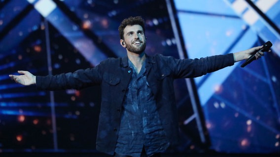 Duncan Laurence auf der ESC-Bühne. © Ilia Yefimovich Foto: Ilia Yefimovich