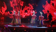 Die polnische Gruppe Tulia auf der Bühne beim 1. Halbfinale. © picture alliance /  dpa Foto: Ilia Yefimovich