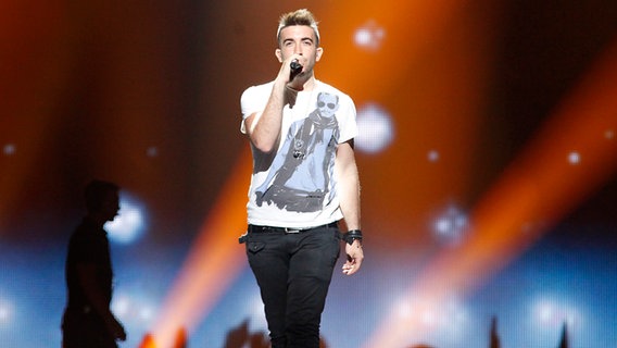 Kurt Calleja aus Malta mit dem Song "This Is The Night". © Eurovision TV Foto: Thomas Hanses