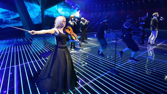 Die Sängerin Gréta Salóme von Gréta Salóme & Jónsi. © Eurovision TV Foto: Andres Putting