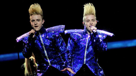 Die irische Band Jedward mit dem Song "Waterline". © Eurovision TV Foto: EBU