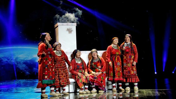 Buranowski Babuschki aus Russland mit dem Song "Party For Everybody!". © Eurovision TV Foto: Elke Roels