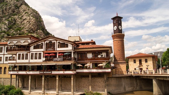 Ein restaurierstes Gebäude in Amasya  
