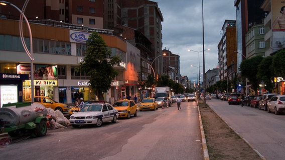 Eine Hauptstraße in Corum  