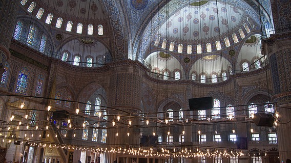 Blaue Moschee in Istanbul von innen  