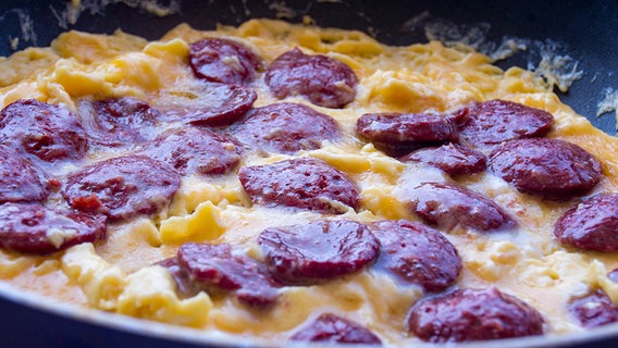 Memduhs Wurst-Omelette  