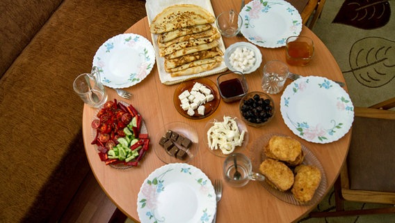 Frühstück auf einem Tisch in Trabzon. © NDR 
