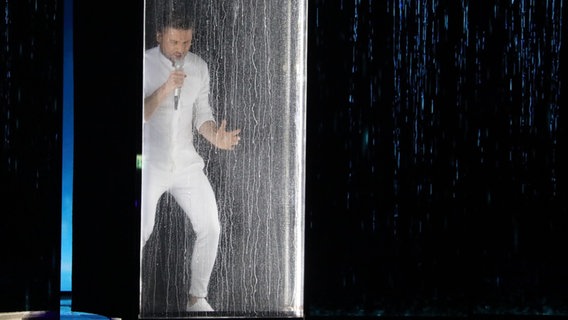 Für Russland steht Sergey Lazarev mit "Scream" auf der ESC-Bühne. © picture alliance Foto: -Ilia Yefimovic