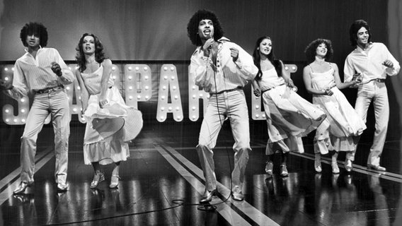 Alpha Beta mit Sänger Izhar Cohen 1978 bei einem Auftritt in der ZDF-Starparade in der Philipshalle in Düsseldorf. Im selben Jahr belegten sie für Israel beim Grand Prix den 1. Platz © dpa-Bildfunk Foto: Hans Dürrwald