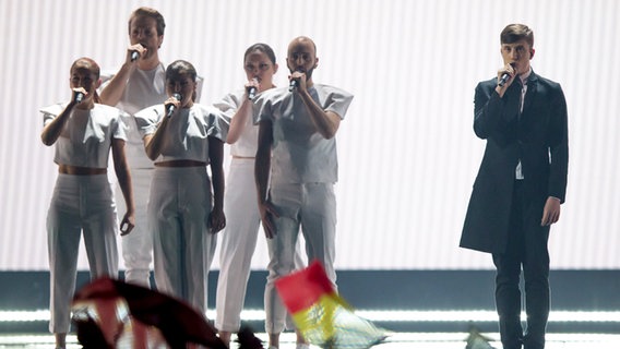 Loïc Nottet singt beim ESC in Wien. © NDR Foto: Rolf Klatt