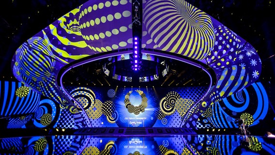 Vor der Probe: Die Bühne im International Exhibition Centre (IEC) in Kiew. © eurovision.tv Foto: Thomas Hanses