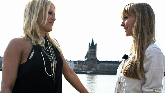 Natalie Horler beim Interview mit Janin Reinhardt von eurovison.de. © NDR 