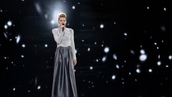 Levina auf der ESC-Bühne in Kiew. © Eurovision.tv Foto: Thomas Hanses