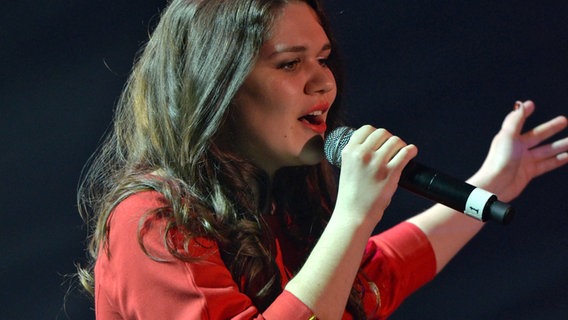 Dina Garipova aus Russland in Amsterdam bei Eurovision in concert © NDR Foto: Patricia Batlle