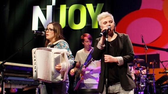 Die Band Elaiza beim Soundcheck im Mojo Club in Hamburg © eurovision.de Foto: Nicole Janke