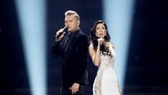 Koit Toome & Laura performen "Verona" auf der ESC-Bühne in Kiew. © Eurovision.tv Foto: Andres Putting