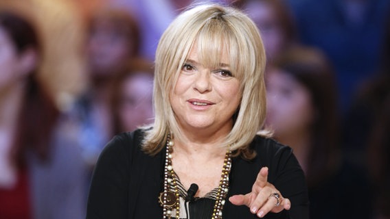 France Gall bei einem Auftritt im französischen Fernsehen 2012.  Foto: Francois Guillot