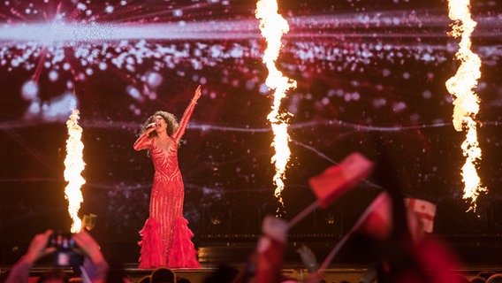 Tamara Gachechiladze auf der Bühne beim 1. Halbfinale © NDR / Rolf Klatt Foto: Rolf Klatt