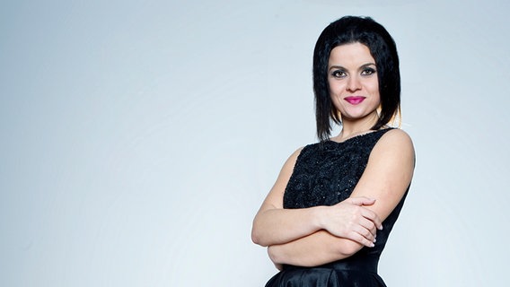 Die albanische Kandidatin beim ESC 2014 Hersi Matmuja  