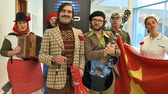 Die Comedians Homens da Luta vertreten Portugal mit dem Titel "A Luta É Alegría". © RTP 