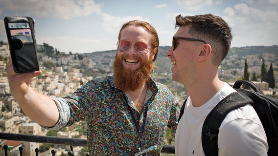 Der irische ESC-Teilnehmer Ryan O'Shaughnessy in Israel © Eurovision TV/Stijn Smulders Foto: Stijn Smulders