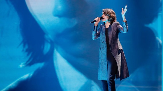 Erste Probe in Kiew für Australien: Isaiah singt "Don't Come Easy" © Eurovision.tv Foto: Andres Putting