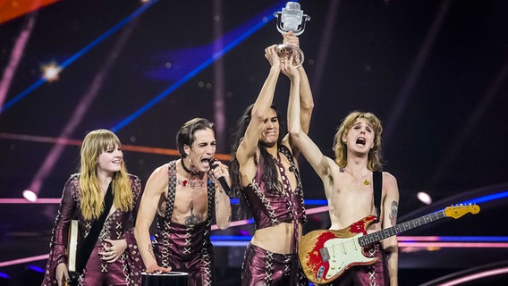 Die Gruppe Måneskin gewinnt den ESC 2021 in Rotterdam. © Picture Alliance ANP Foto: Sander Koning