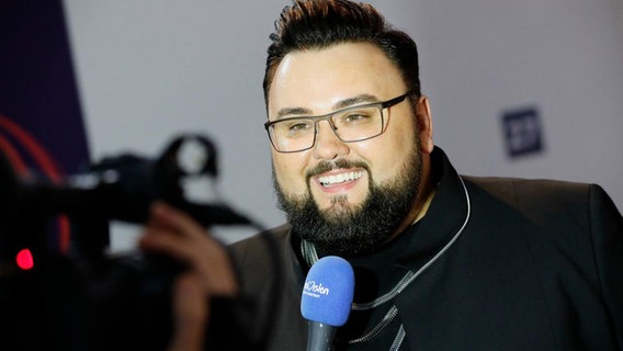 Jacques Houdek im Backstage-Bereich des International Exhibition Centre (IEC) in Kiew. © Eurovision.tv Foto: Andres Putting