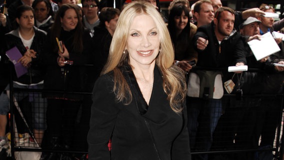 Lynsey de Paul bei einer Preisverleihung in London im Mai 2012.  