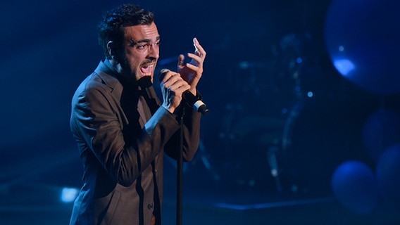 Der italienische Sänger Marco Mengoni bei Eurovision in Concert 2013 © NDR Foto: Patricia Batlle