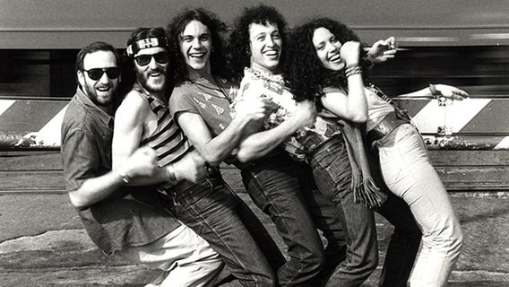 Die italienische Band Matia Bazar in den 1970er-Jahren. 1979 traten sie beim ESC für Italien an.  