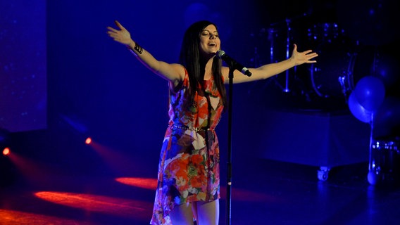 Birgit Õigemeel aus Estland bei Eurovision in Concert in Amsterdam © NDR Foto: Patricia Batlle
