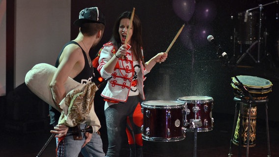 Elitsa Todorova aus Bulgarien mit Tänzer bei Eurovision in Concert in Amsterdam © NDR Foto: Patricia Batlle