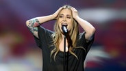 Anouk auf der Bühne beim ESC 2013. © NDR Foto: Rolf Klatt