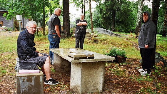 Pertti Kurikka, Kari Aalto, Sami Helle und Toni Välitalo von der finnischen Band Pertti Kurikan Nimipäivät. © Pertti Kurikan Nimipäivät Foto: Kalle Pajamaa