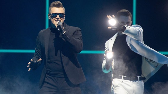 Der Sänger Rafał auf der ESC-Bühne in Rotterdam im zweiten Halbfinale © eurovision.tv Foto: Andreas Putting