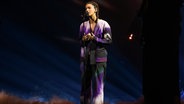 Die Sängerin Maro auf der ESC-Bühne in Turin. © EBU Foto: Corinne Cumming