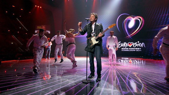 Vlatko Ilievski bei den Probem zum Eurovision Song Contest.  Foto: Rolf Klatt