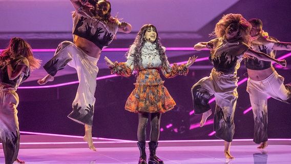Die Sängerin Roxen auf der ESC Bühne in Rotterdam beim ersten Halbfinale. © eurovision.tv Foto: Andreas Putting