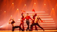 Der Sänger WRS auf der ESC-Bühne in Turin. © EBU Foto: Sarah Louise Bennett