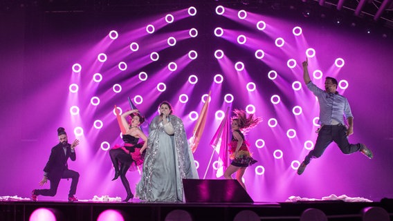 Bojana Stamenov beim ESC in Wien. © NDR Foto: Rolf Klatt